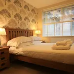 B+B York