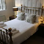 B+B York York