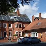 B+B York 4*