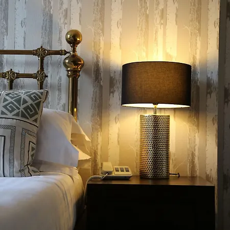 B+B York Hotel