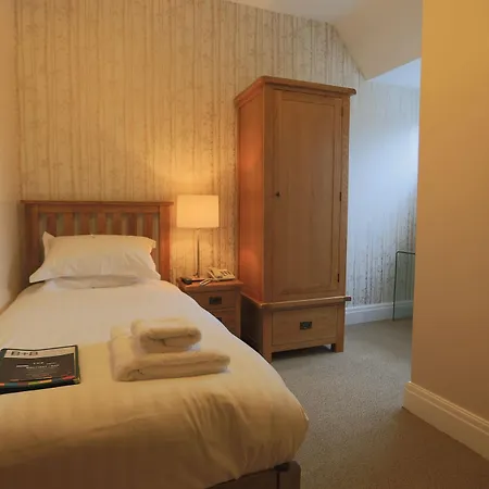 B+B York York