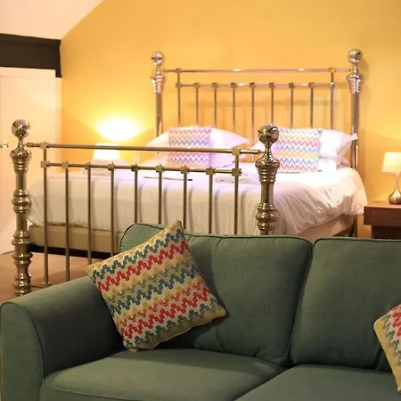 B+B York York