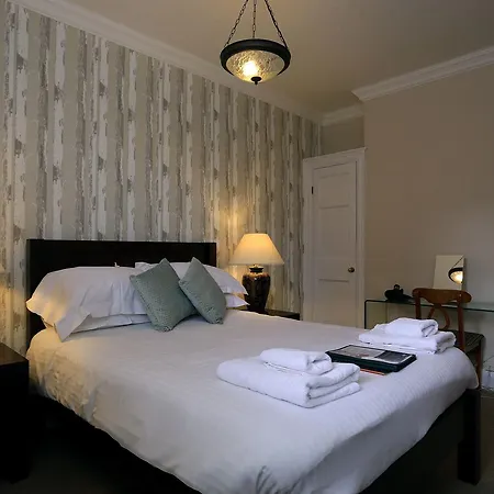 B+B York