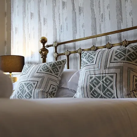 B+B York Hotel
