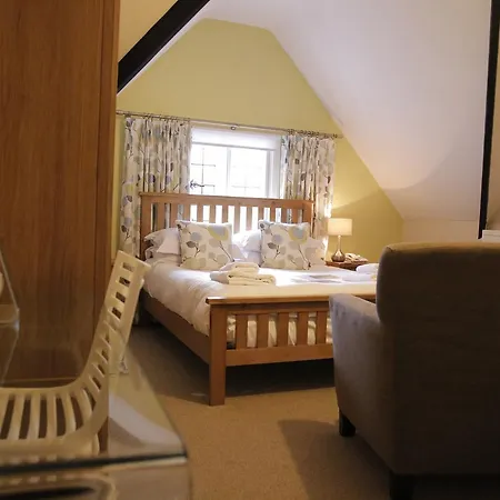 B+B York 4*