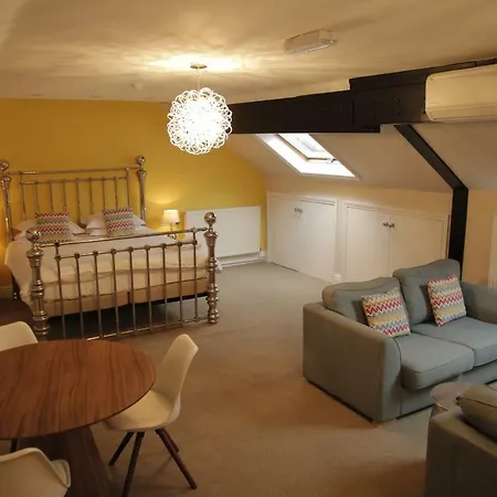 B+B York 4*