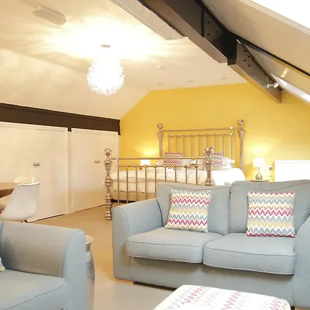 B+B York 4* York